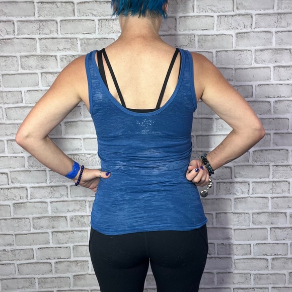 🤠 |•COUNTRY GIRL•| Country Girl Strong Blue Tank Top - Picture 4 of 5